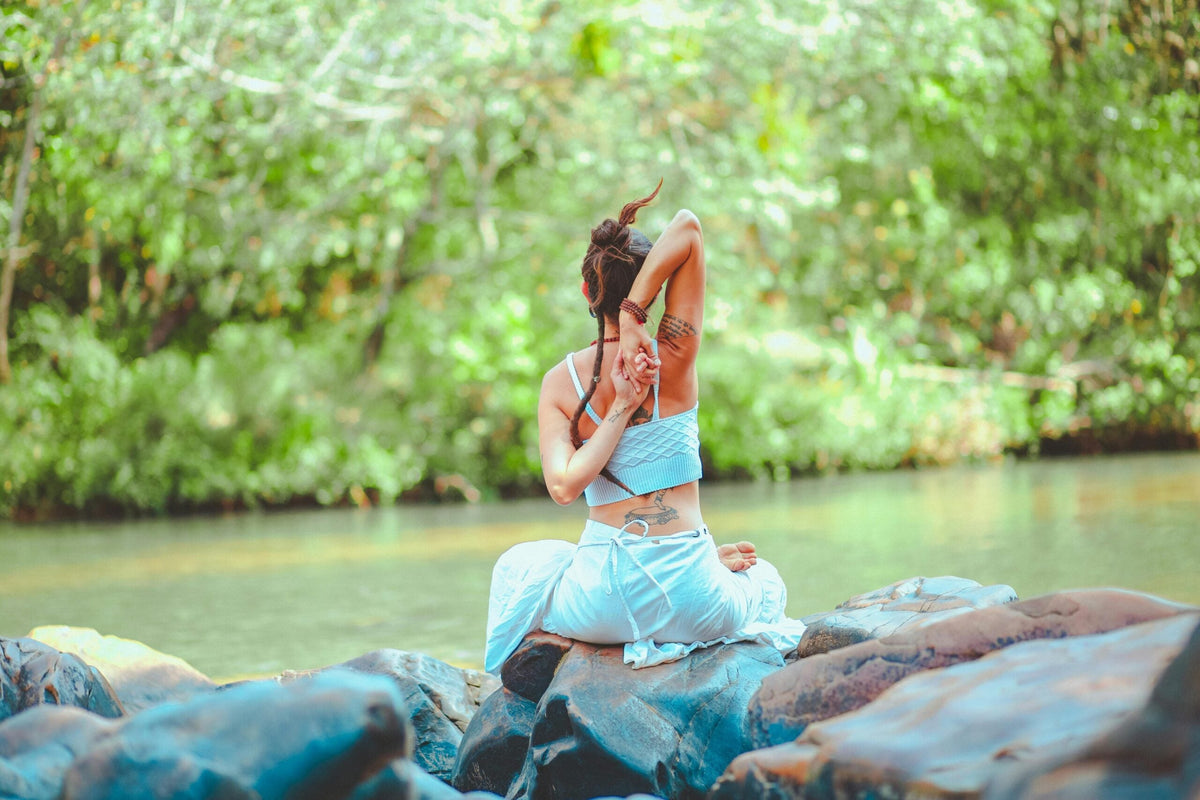 Yoga ve Doğa: Açık Havanın Şifalı Gücüyle Bütünleşmek