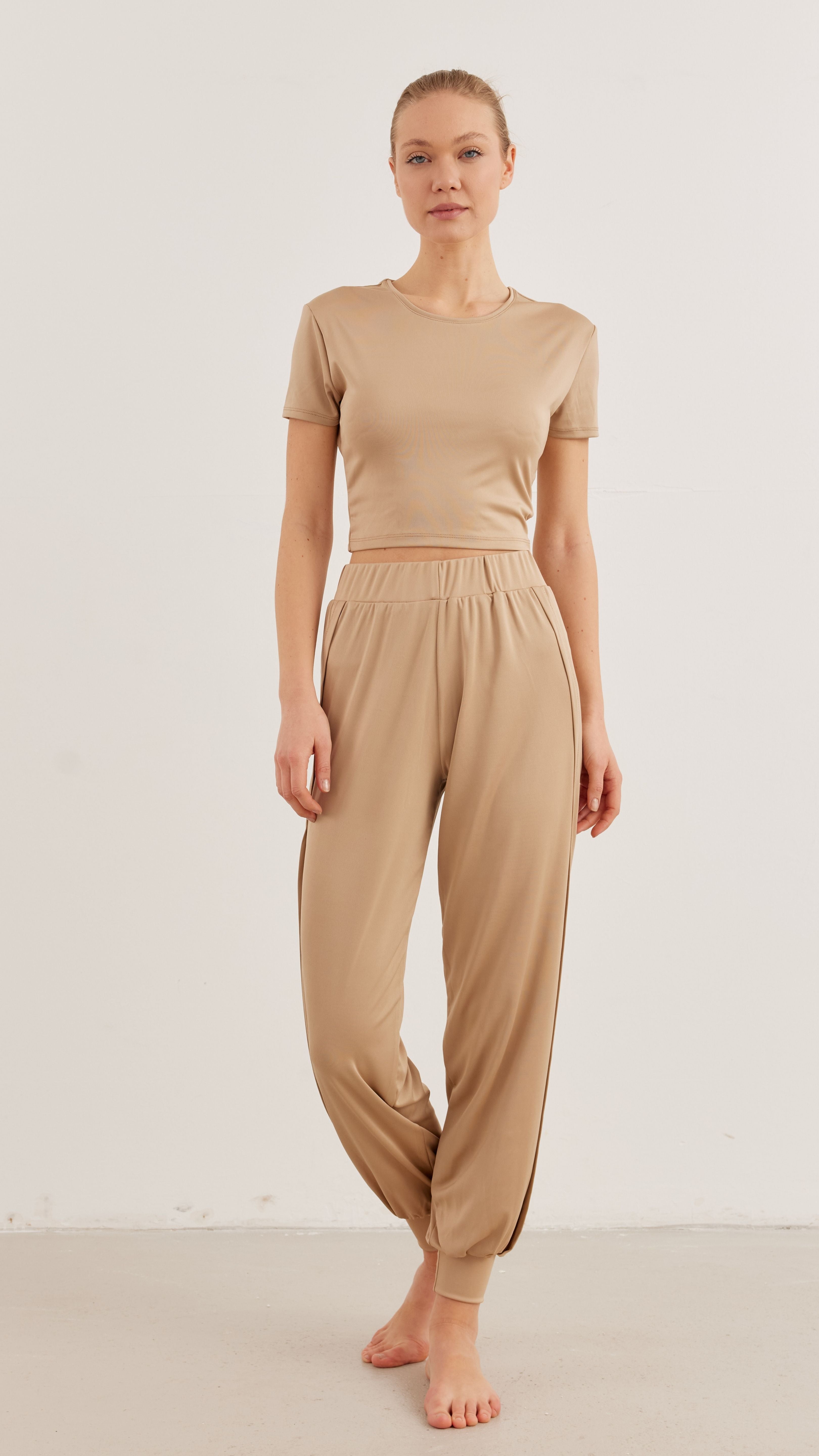 Bej Yoga Pantolon ve Bej Linda Bluz