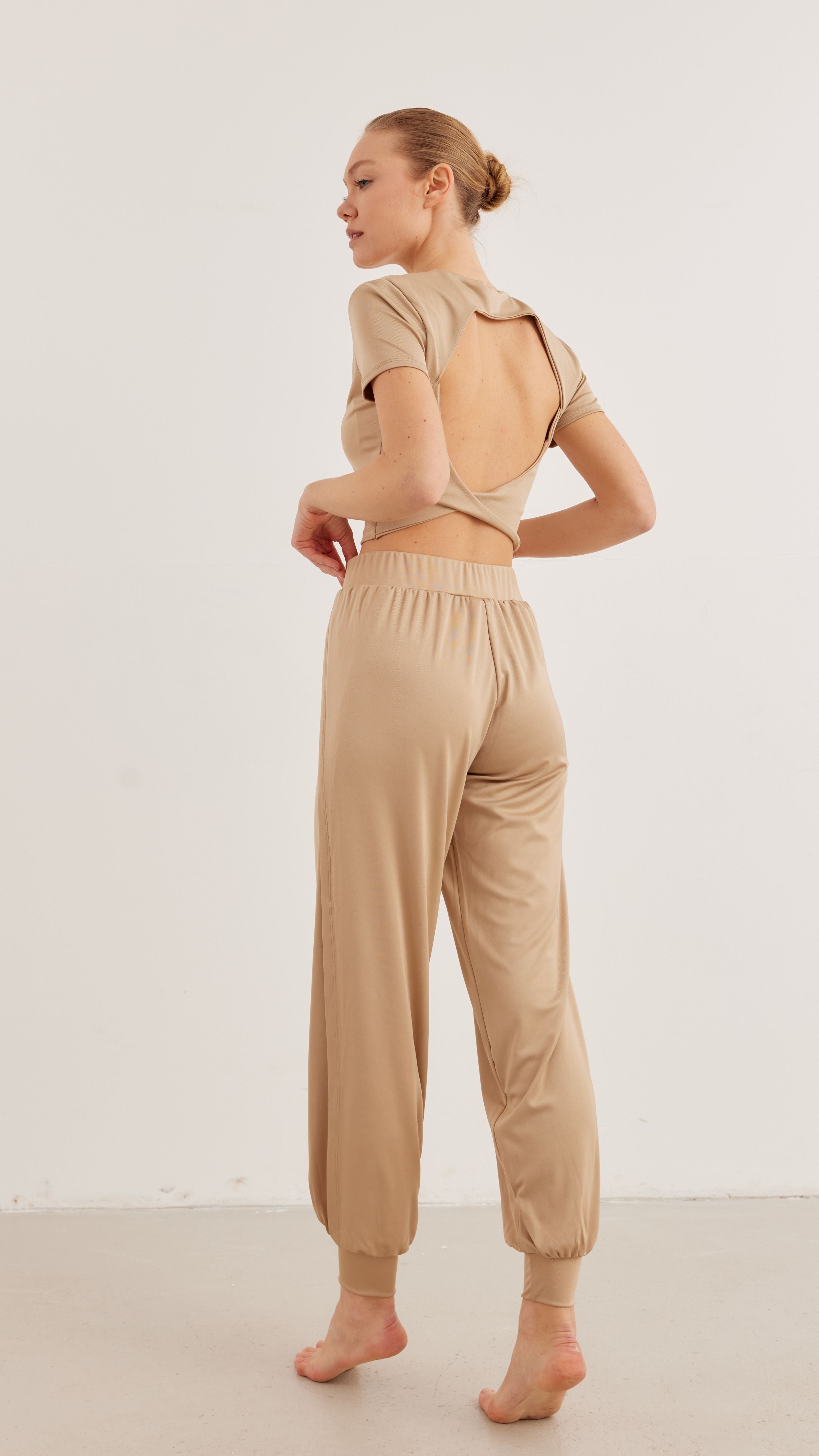 Bej Yoga Pantolon ve Bej Linda Bluz