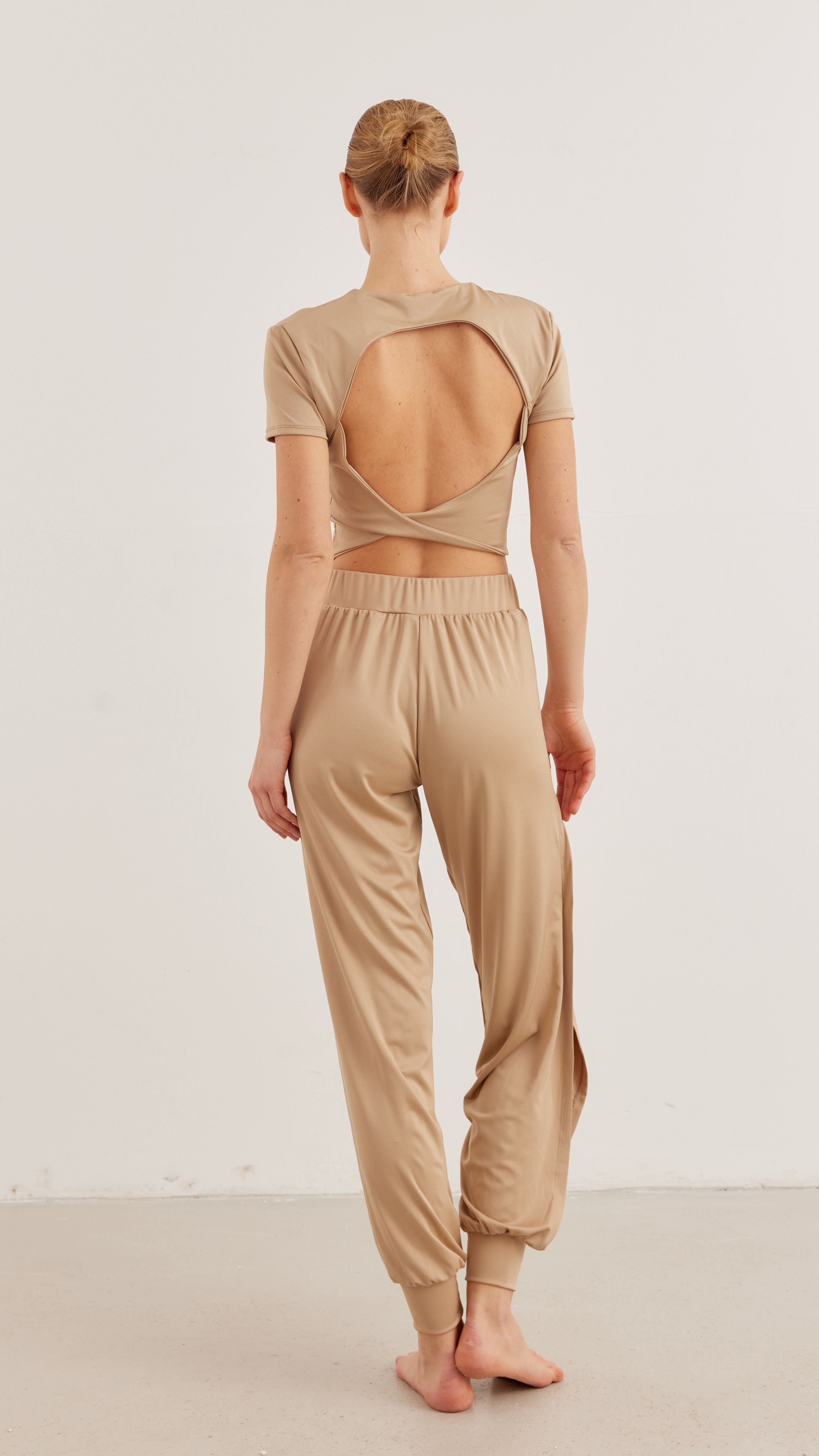 Bej Yoga Pantolon ve Bej Linda Bluz