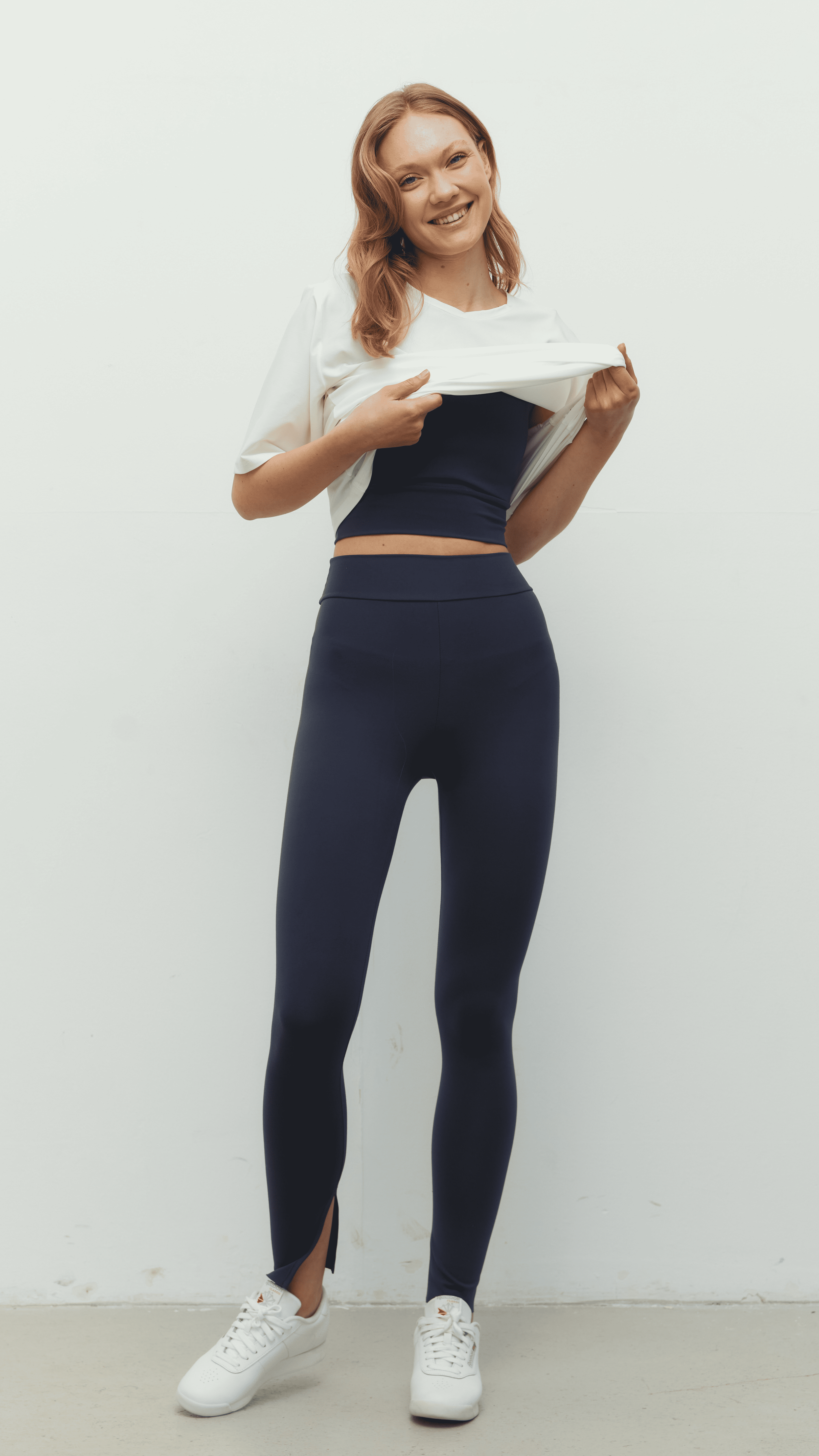 Beyaz Ludam Füme Yırtmaçlı Tayt Bra Oversize Set