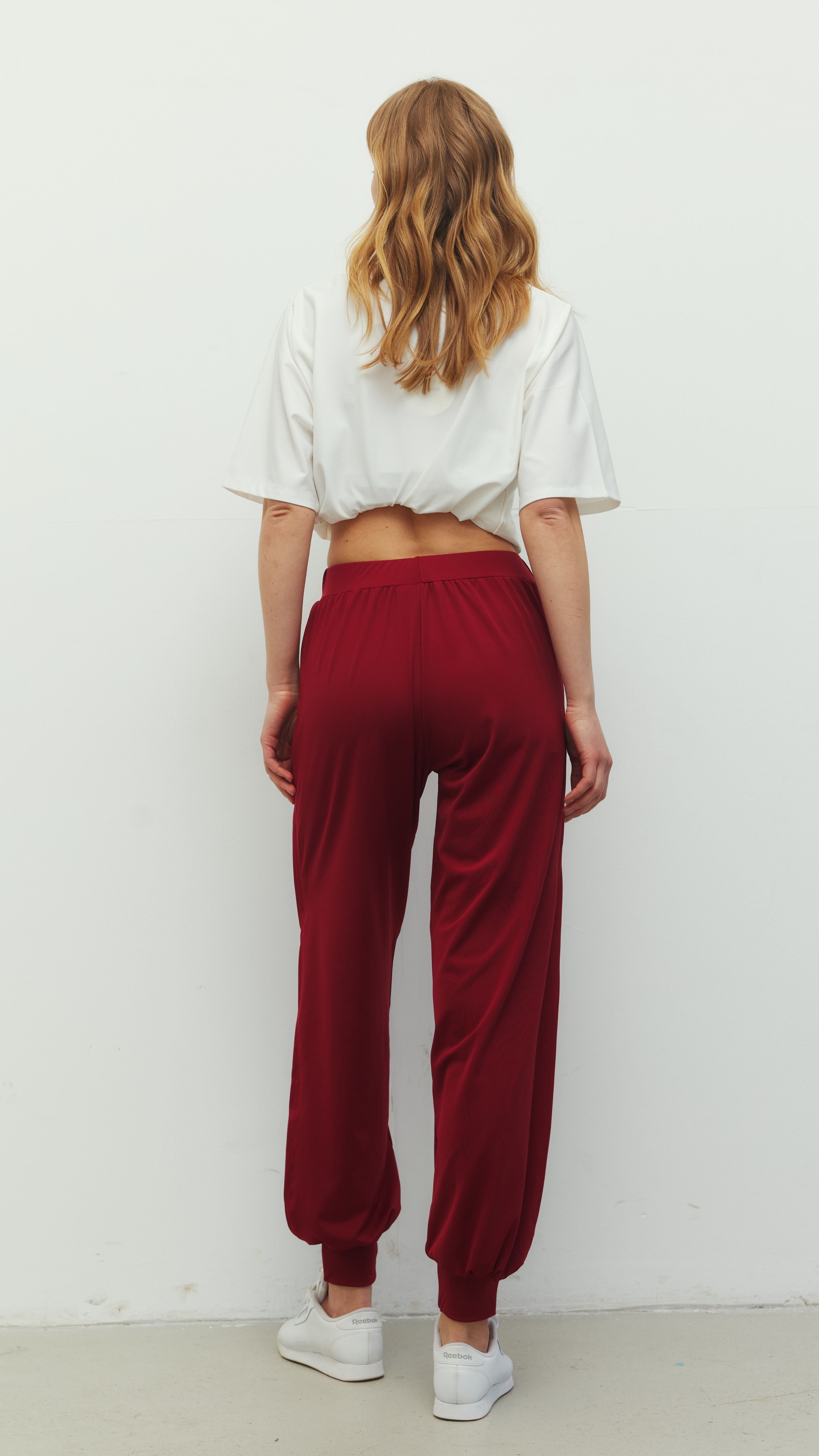 Beyaz Ludam Oversize T-Shirt ve Bordo Yoga Pantolon