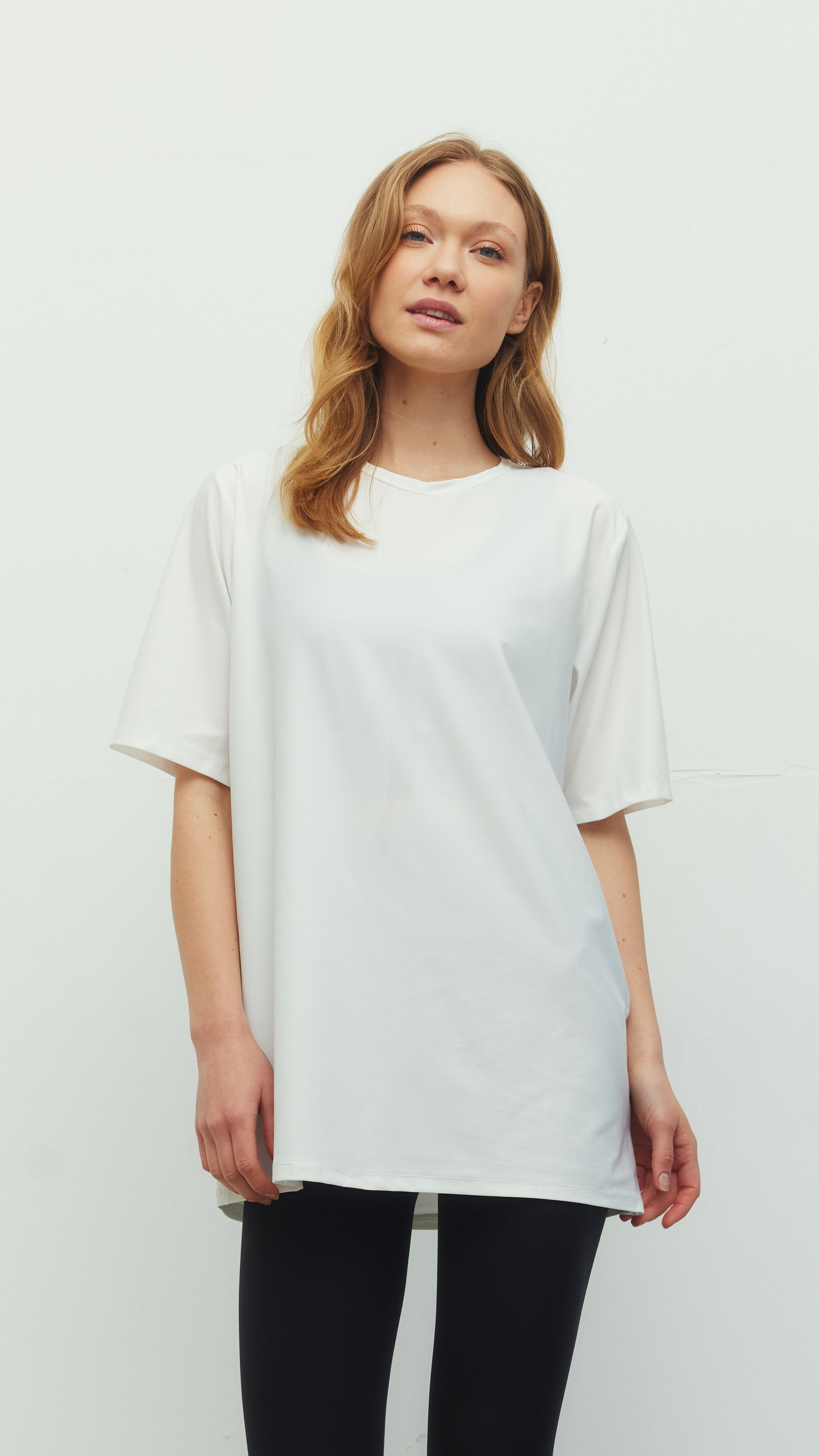 Beyaz Oversize Ludam T-Shirt