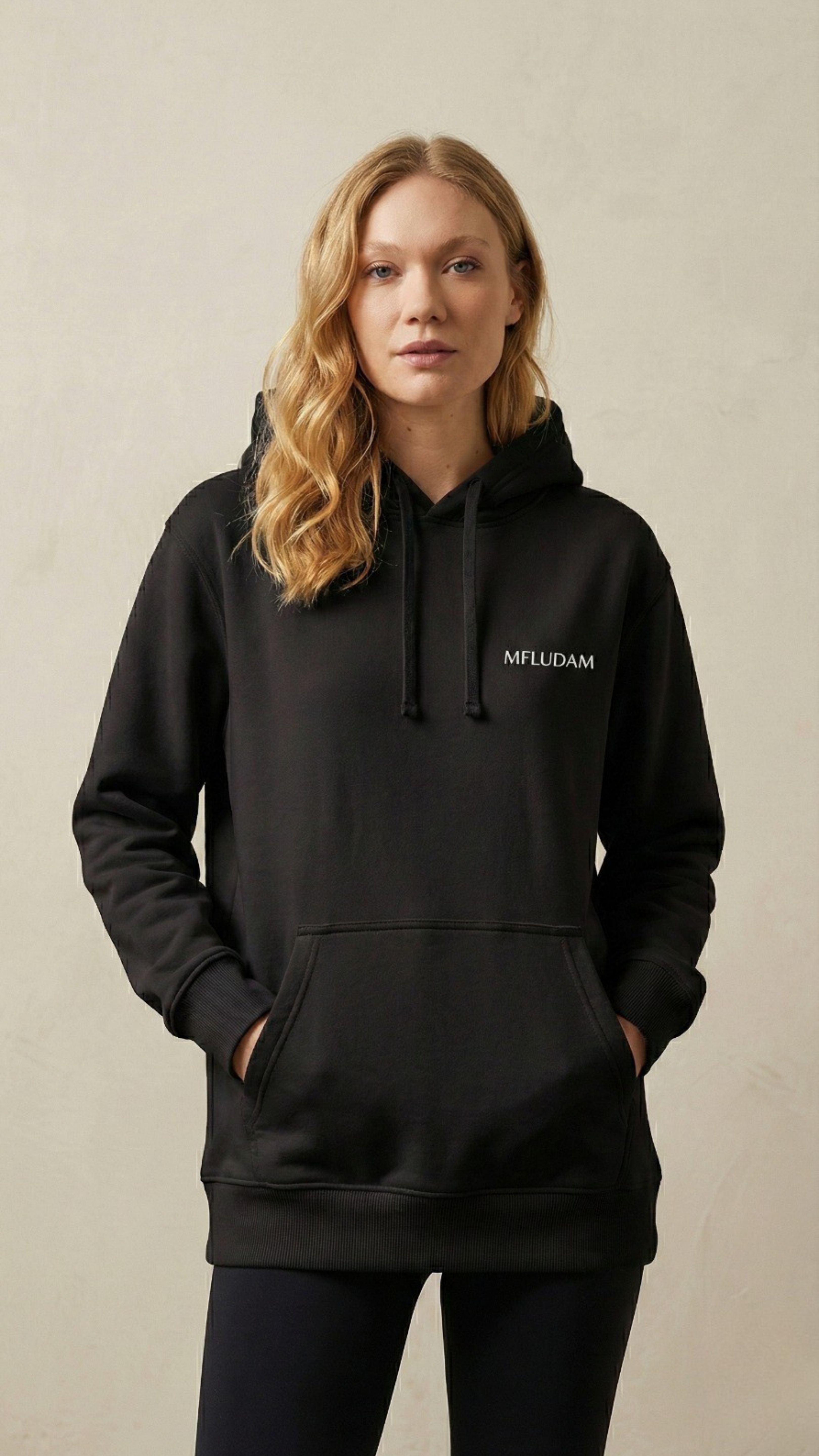 Minimal Siyah Sweatshirt