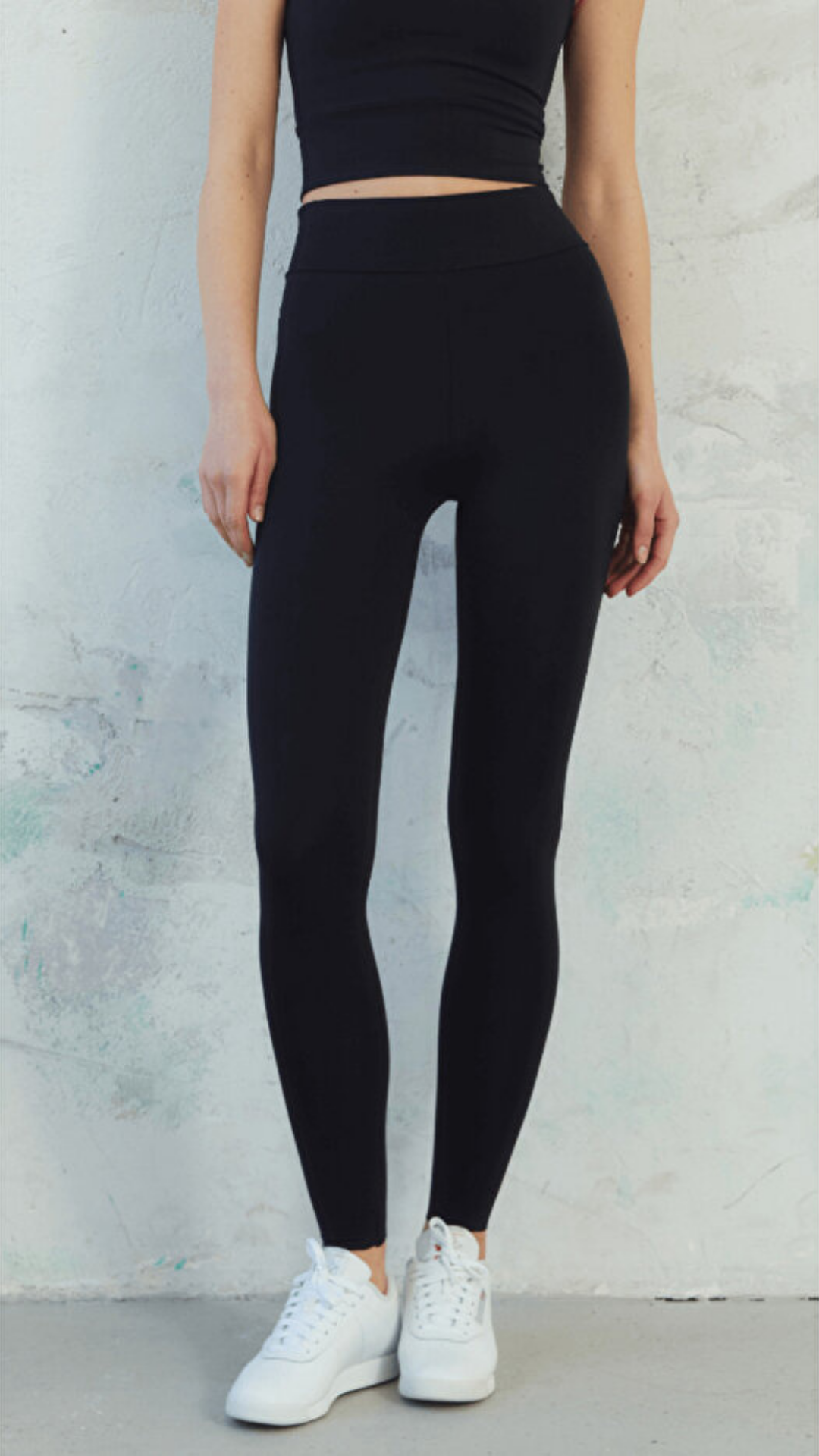 Siyah Yırtmaçsız Tayt