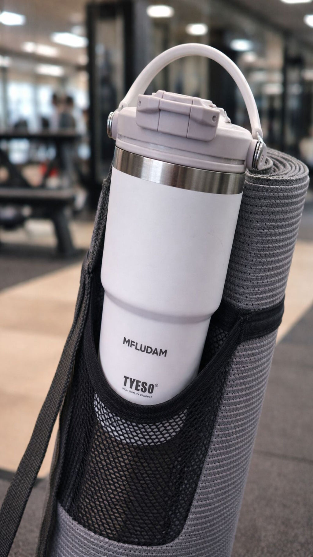 TYESO Vakumlu Yalıtımlı Çelik Termos Bardak – 600 ml / 20 oz